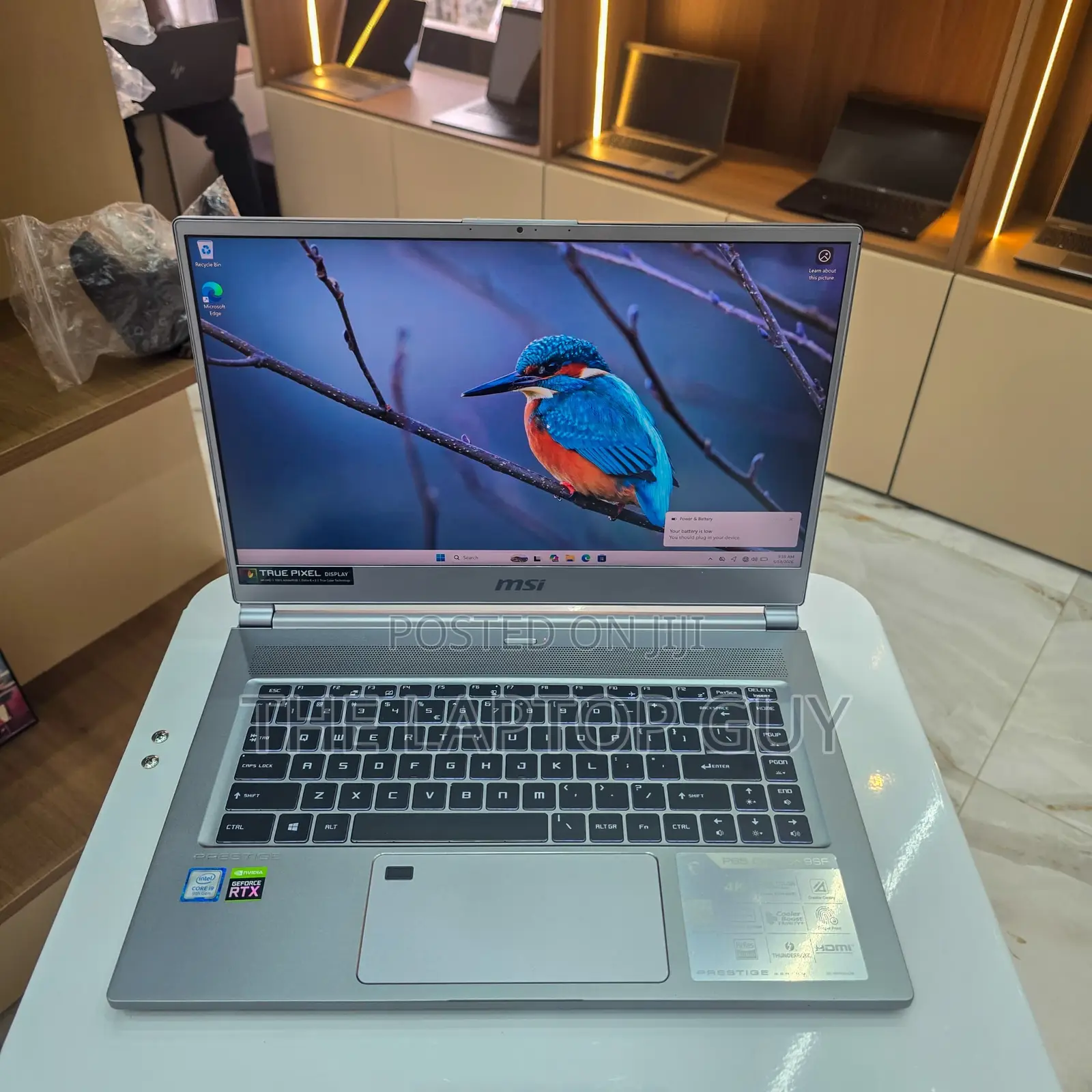 Laptop MSI P65 Creator 32GB Intel Core i9 SSD 1T