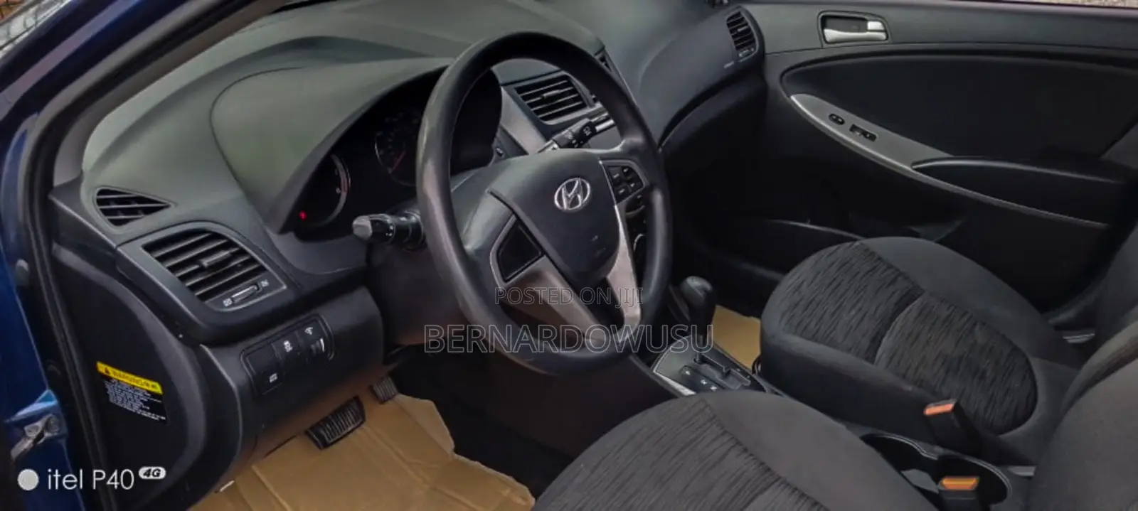 Hyundai Accent SE Hatchback 2017 Blue
