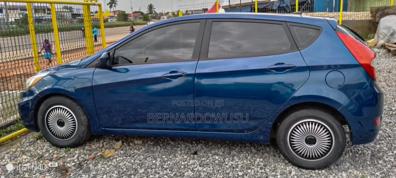 Hyundai Accent SE Hatchback 2017 Blue