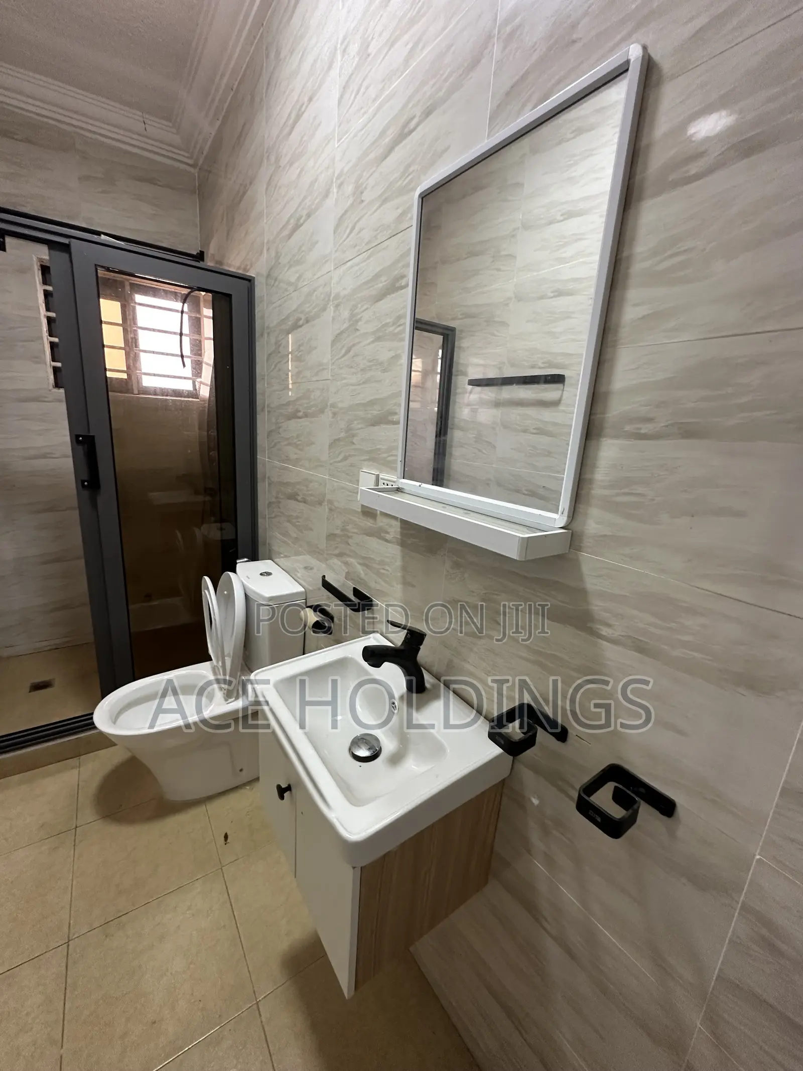 2bdrm Apartment in West Trasacco, School Junction for rent