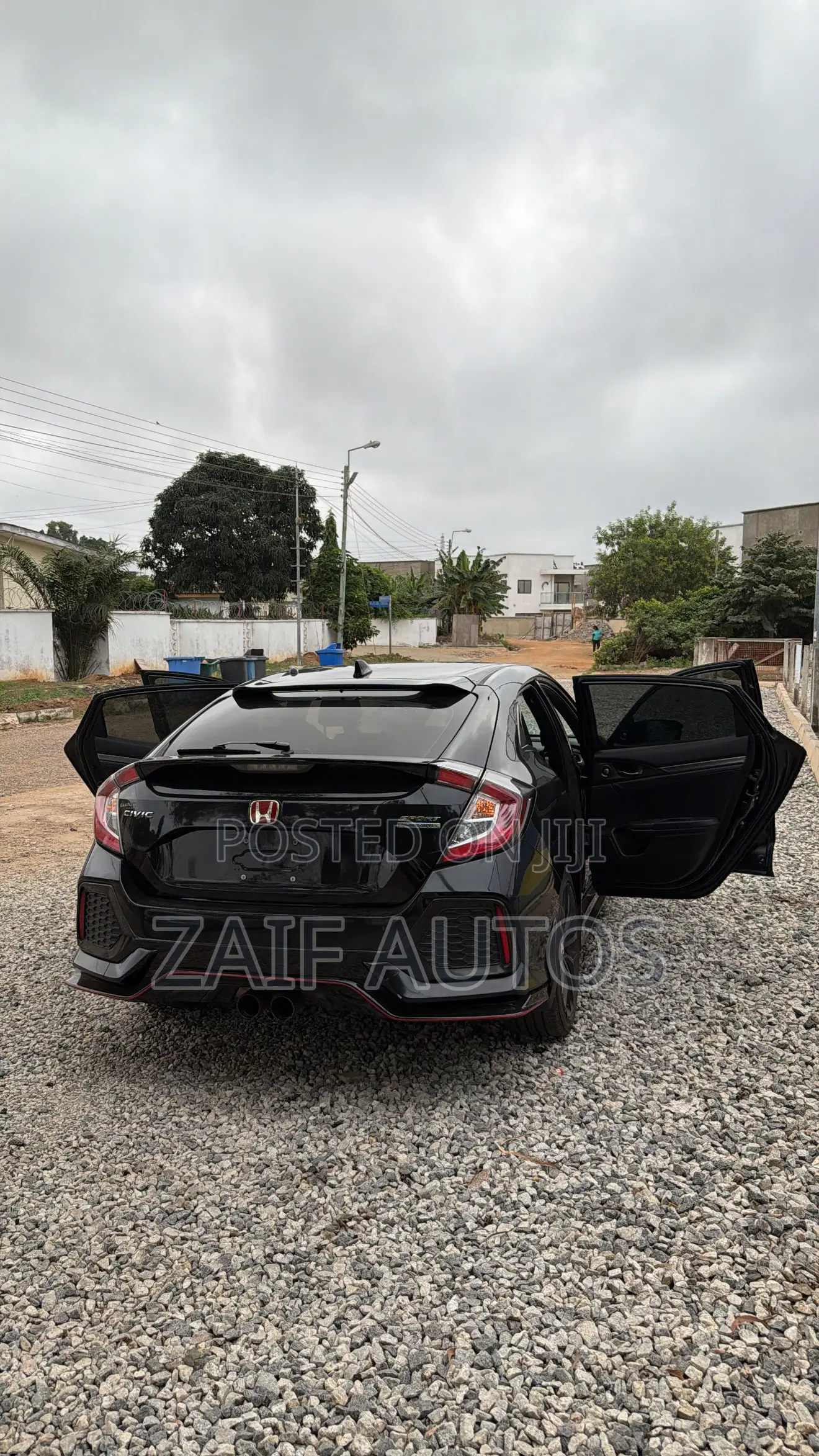Honda Civic EX 4dr Hatchback (1.5L 4cyl) 2017 Black