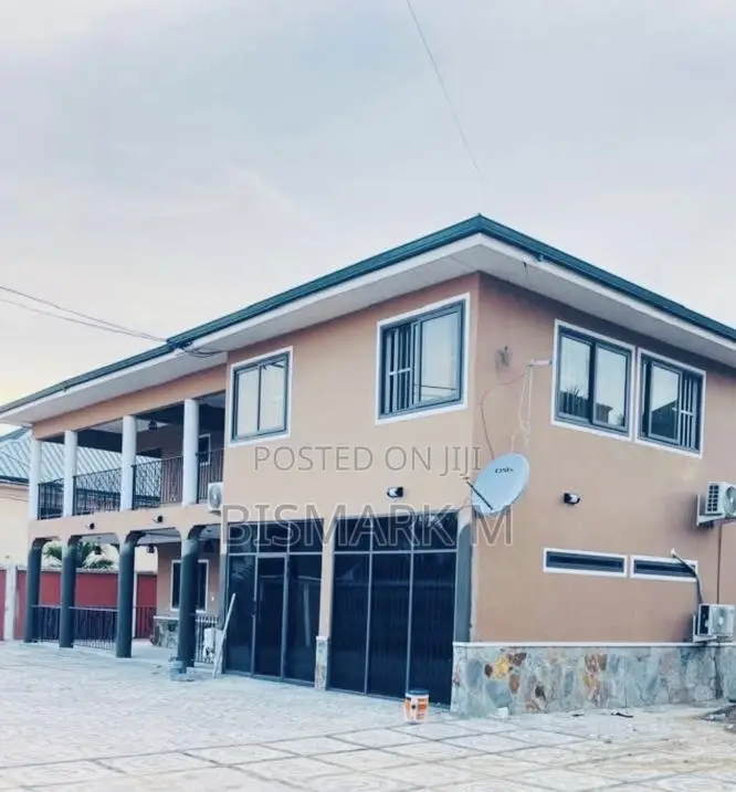 4bdrm House in East Legon for rent