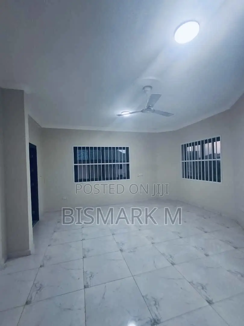 4bdrm House in East Legon for rent