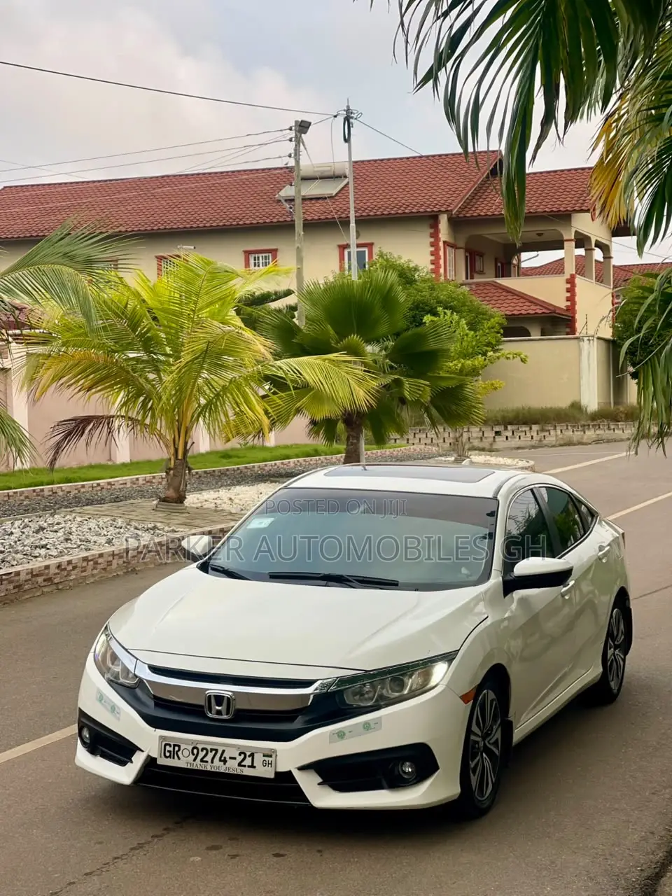 Honda Civic EX-L w/Navi 4dr Hatchback (1.5L 4cyl) 2017 White
