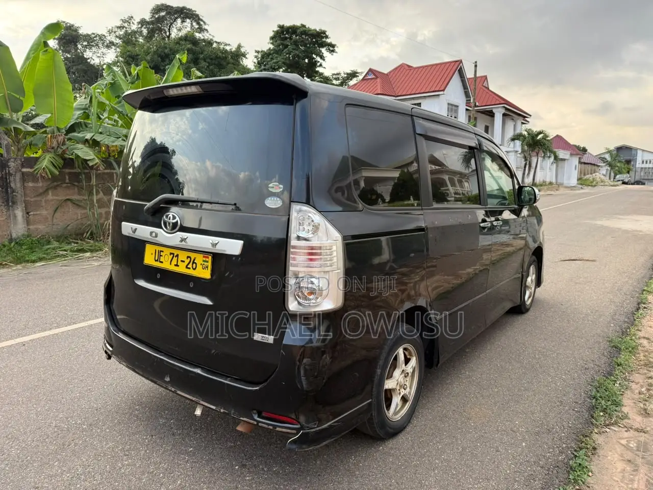 Toyota Voxy 2013 Black