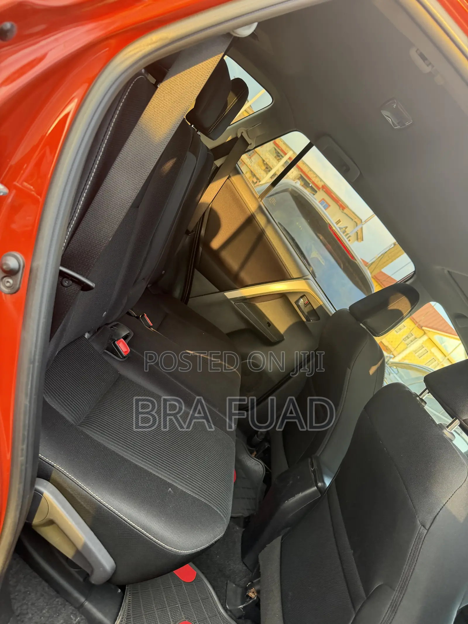 Toyota RAV4 XLE 4dr SUV (2.5L 4cyl 6A) 2015 Red