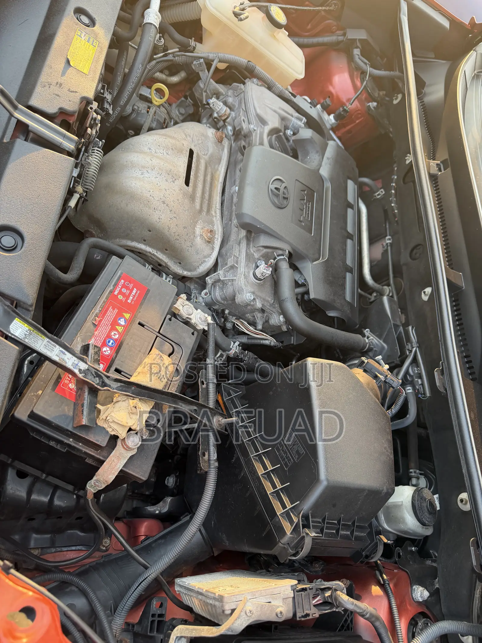 Toyota RAV4 XLE 4dr SUV (2.5L 4cyl 6A) 2015 Red
