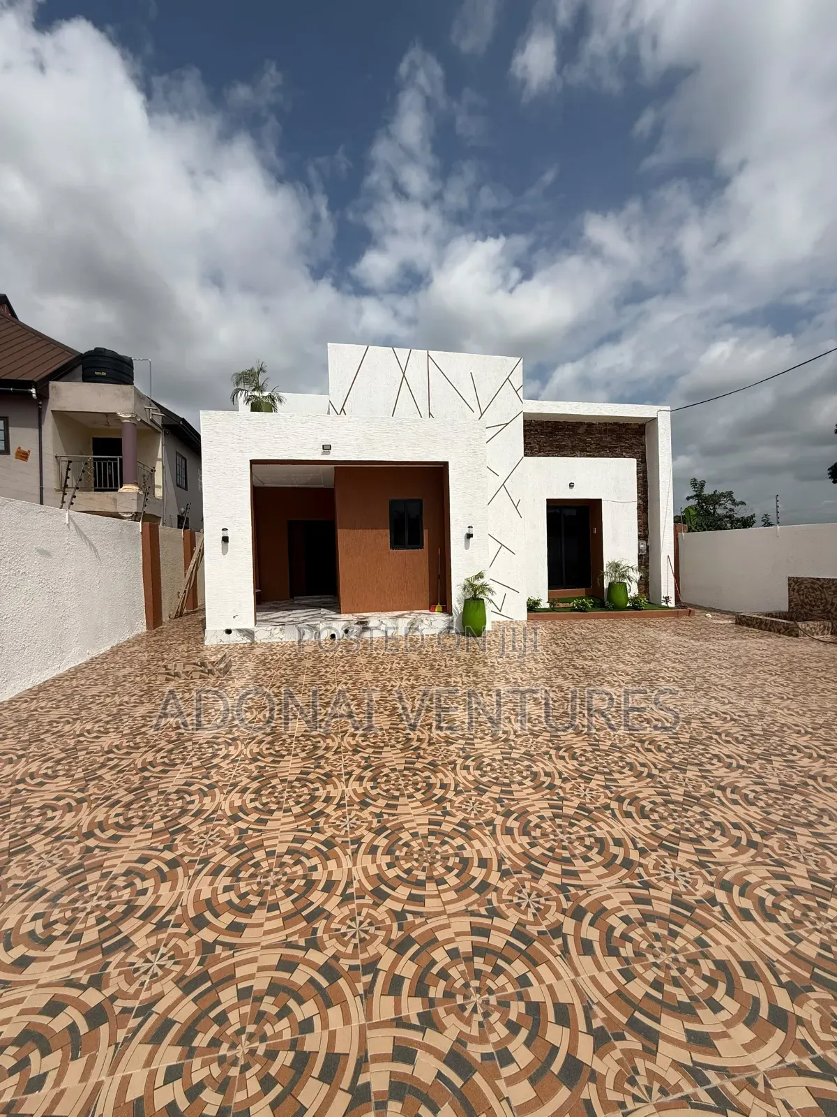 4bdrm House in Santasi Kokoben, Kumasi Metropolitan for sale