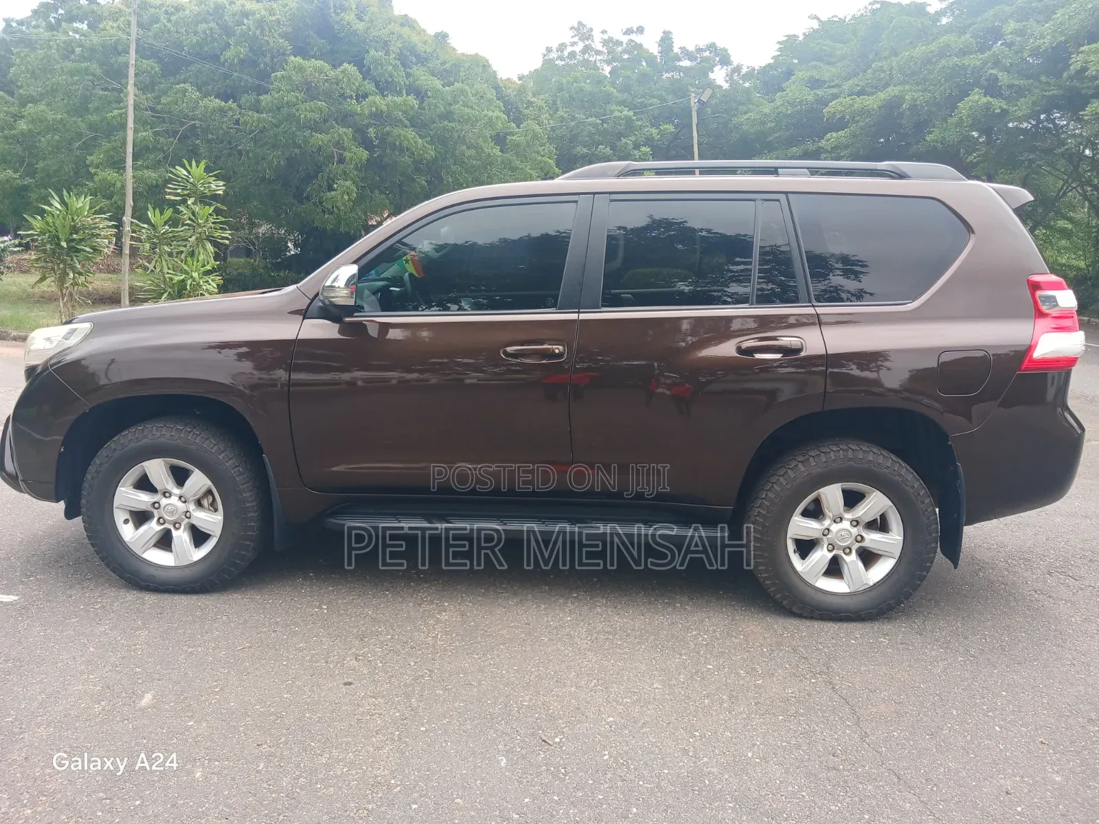 Toyota Land Cruiser Prado 2017 Brown
