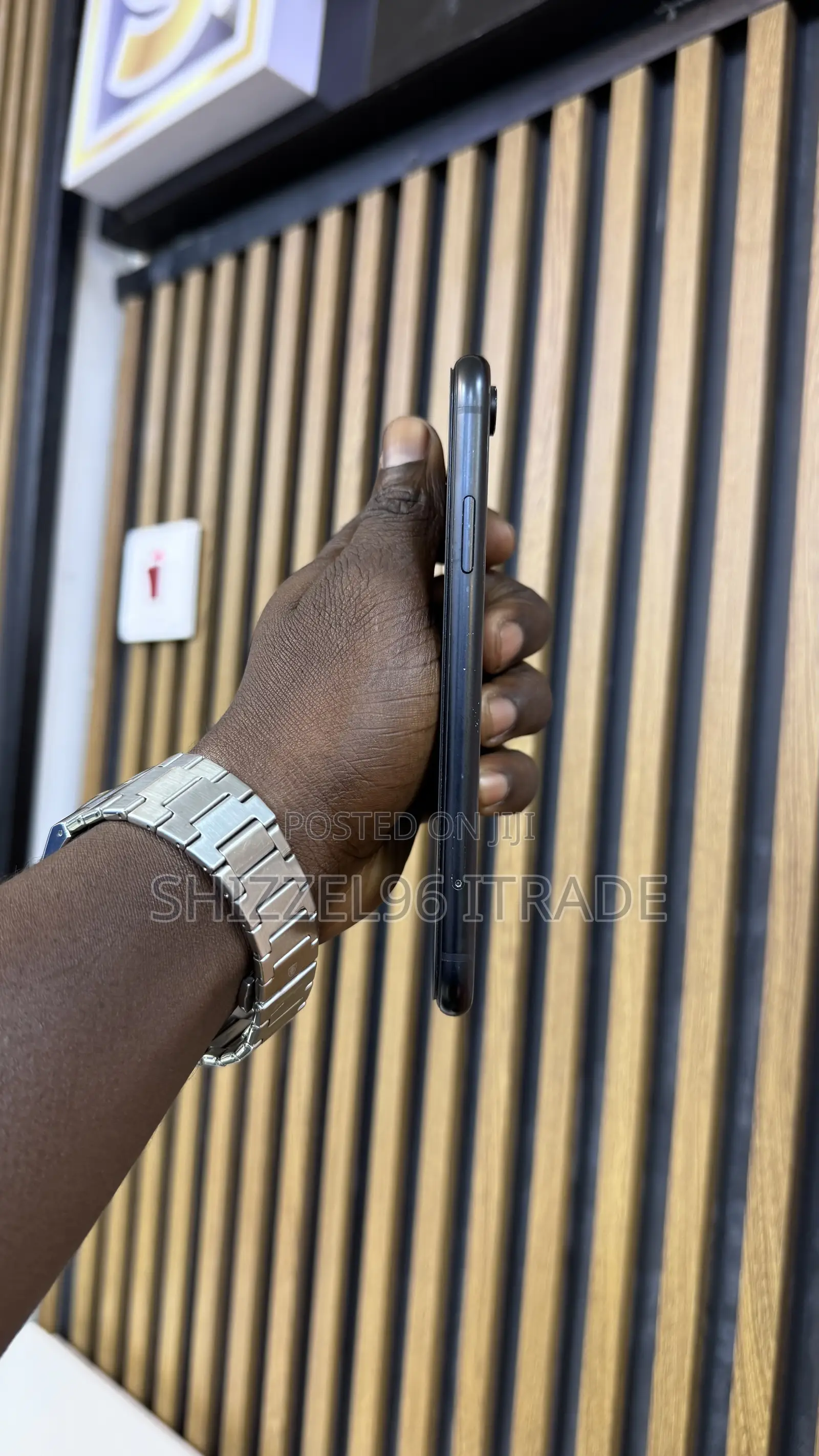 Apple iPhone XR 64 GB Black