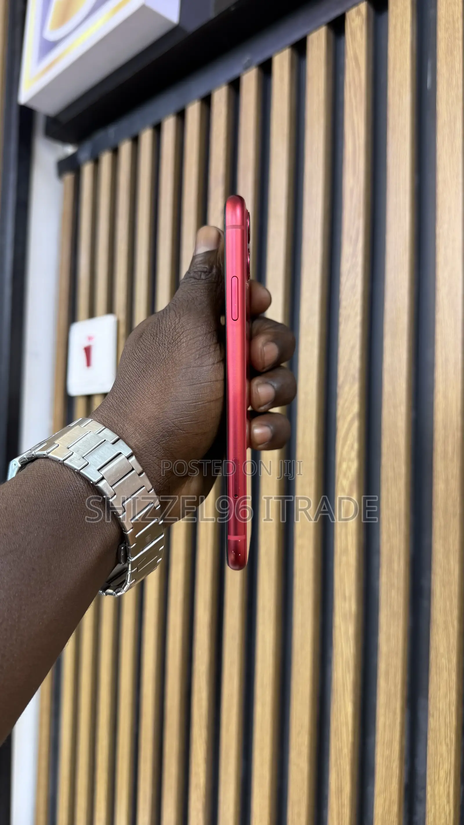 Apple iPhone 11 64 GB Red