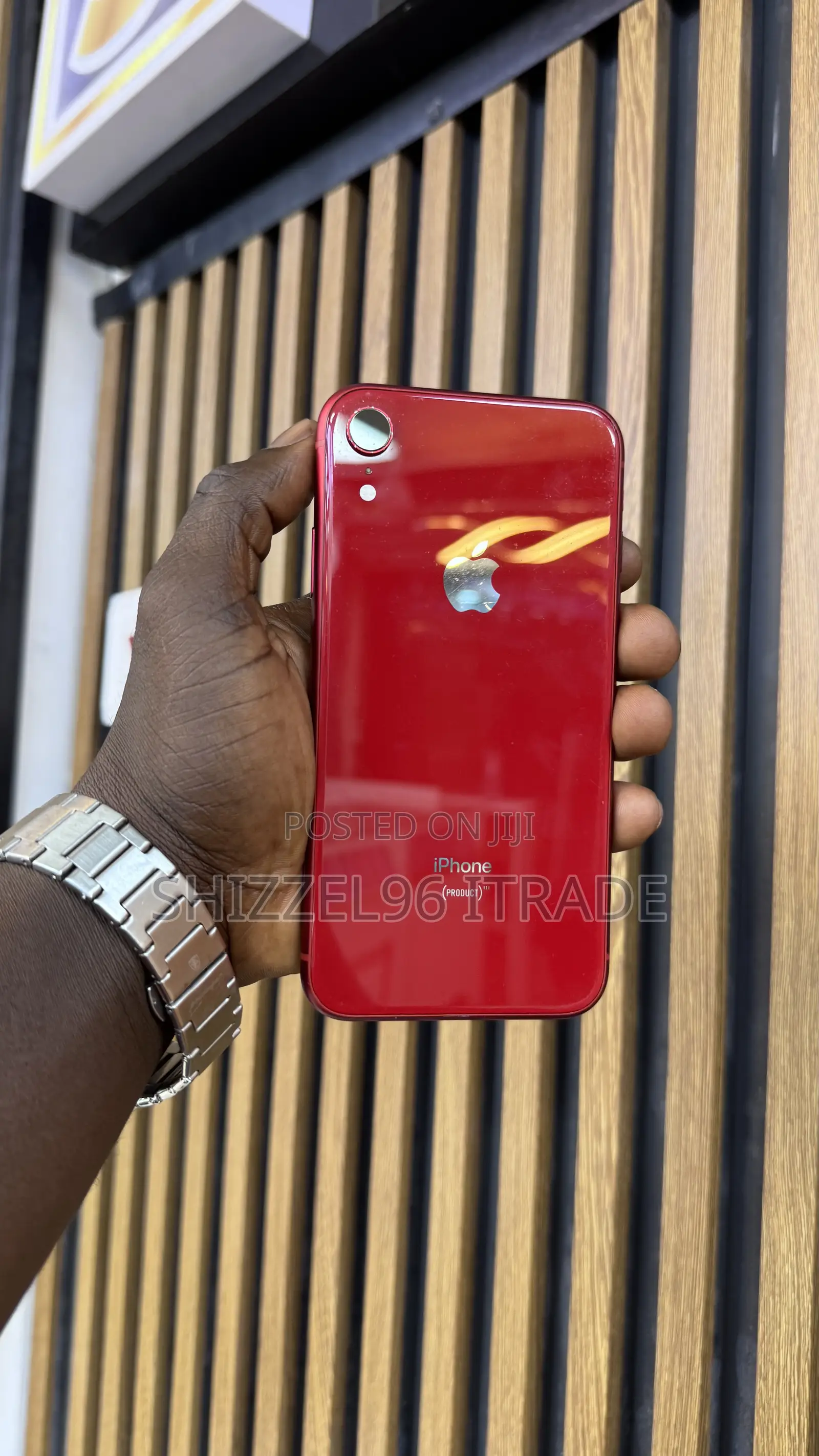 Apple iPhone XR 64 GB Red
