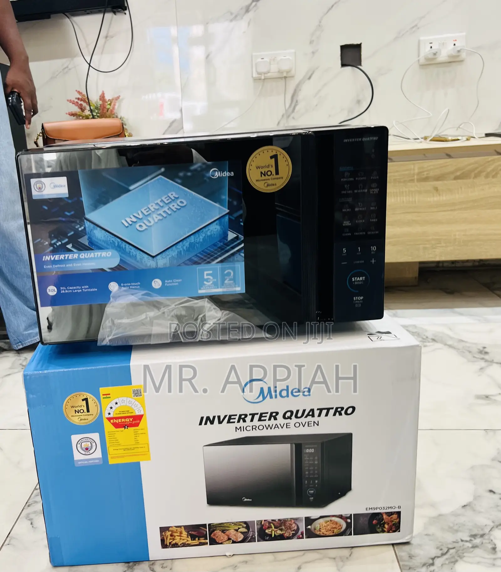 Well Built Midea EM9P032MO-B Inverter Quattro Microwave(Countertop) 