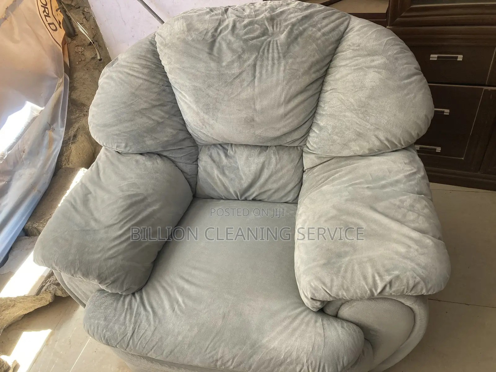 We Turn You Old Sofa in to New