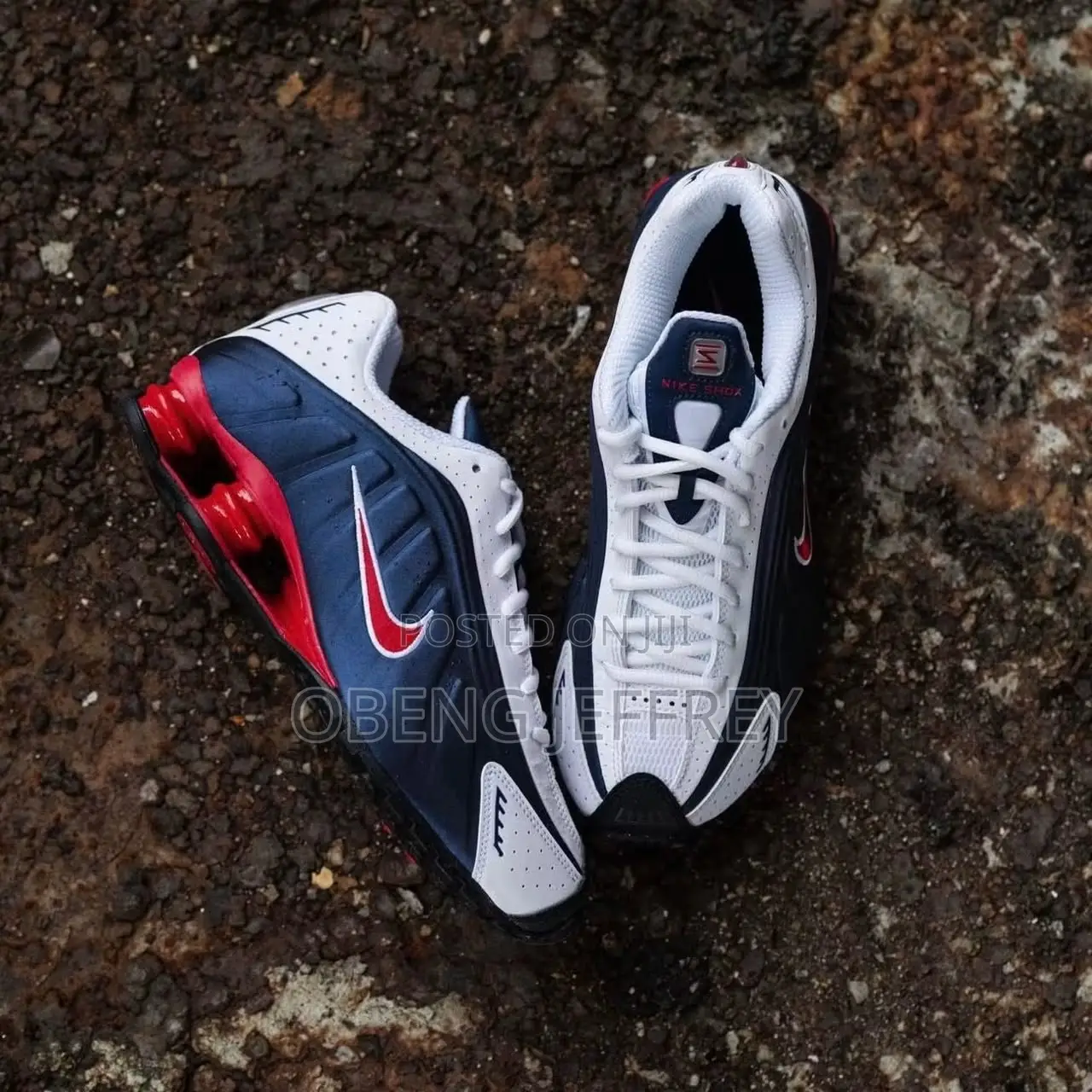 Original Nike Shox R4 Sleek Midnight Navy, White Upper