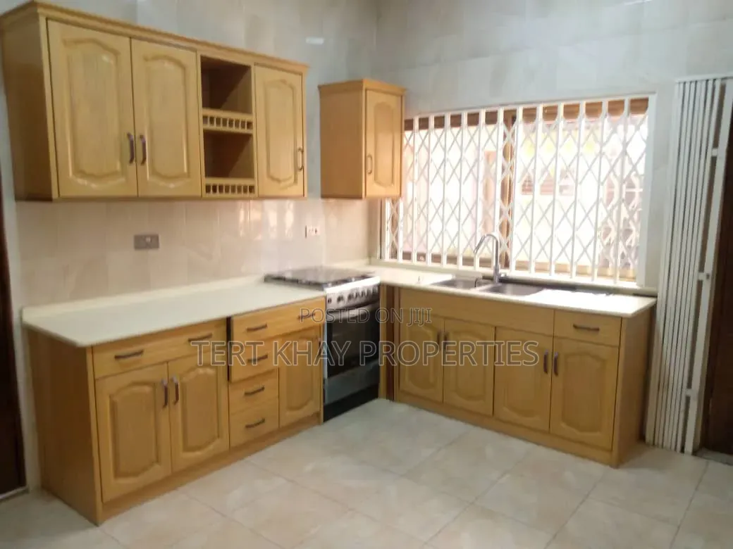 3bdrm House in Trassaco, Boundary Road Area for rent