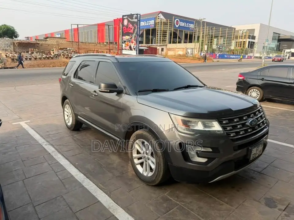 2016 Ford Explorer XLT