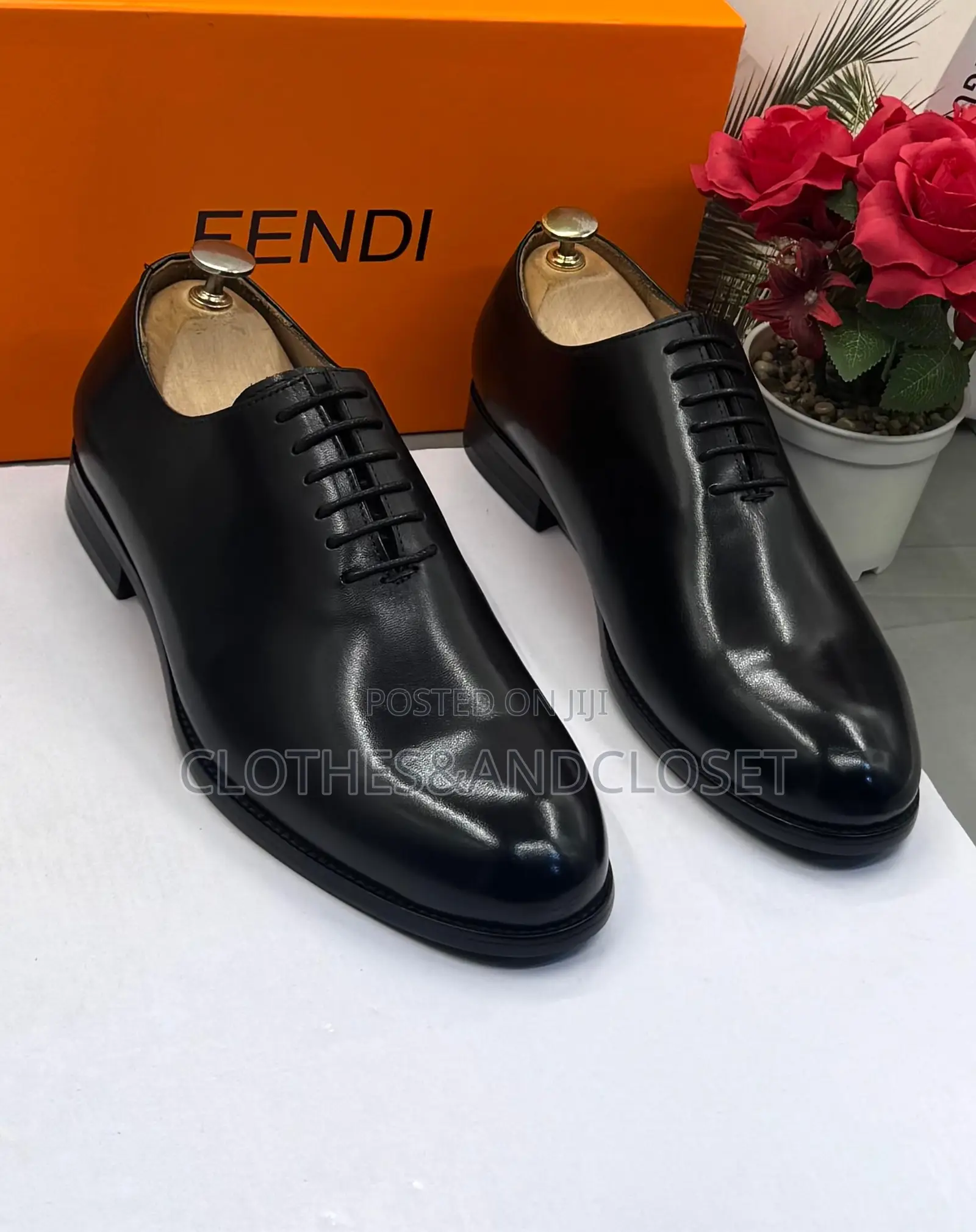 Sleek Black Leather Wholecut Oxford Dress Shoes