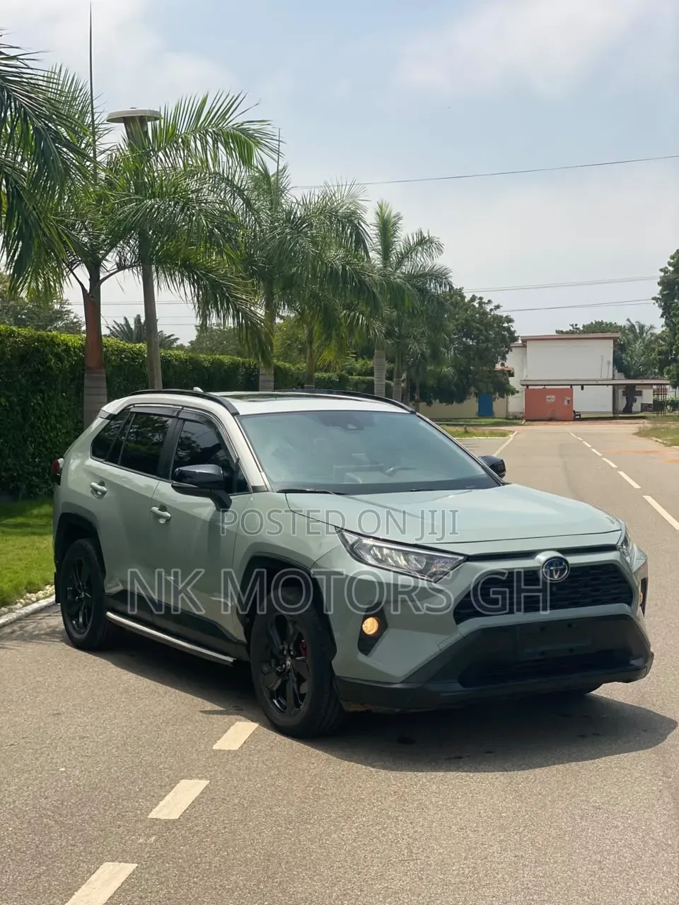 Toyota RAV4 2020 Green