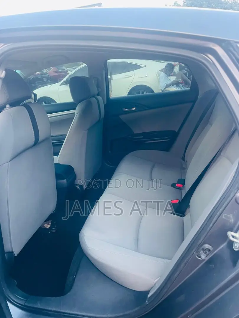 Honda Civic 2018 Gray