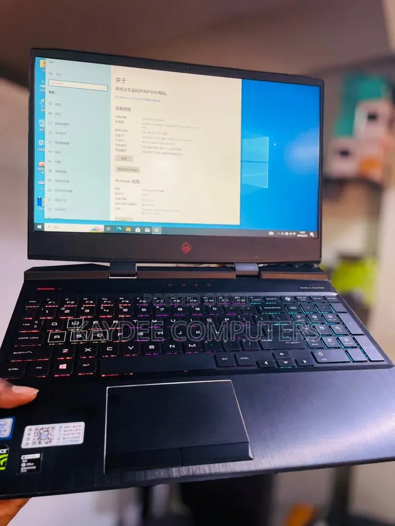 Laptop HP Omen 15-dh002nr 16GB Intel Core i5 SSD 128GB