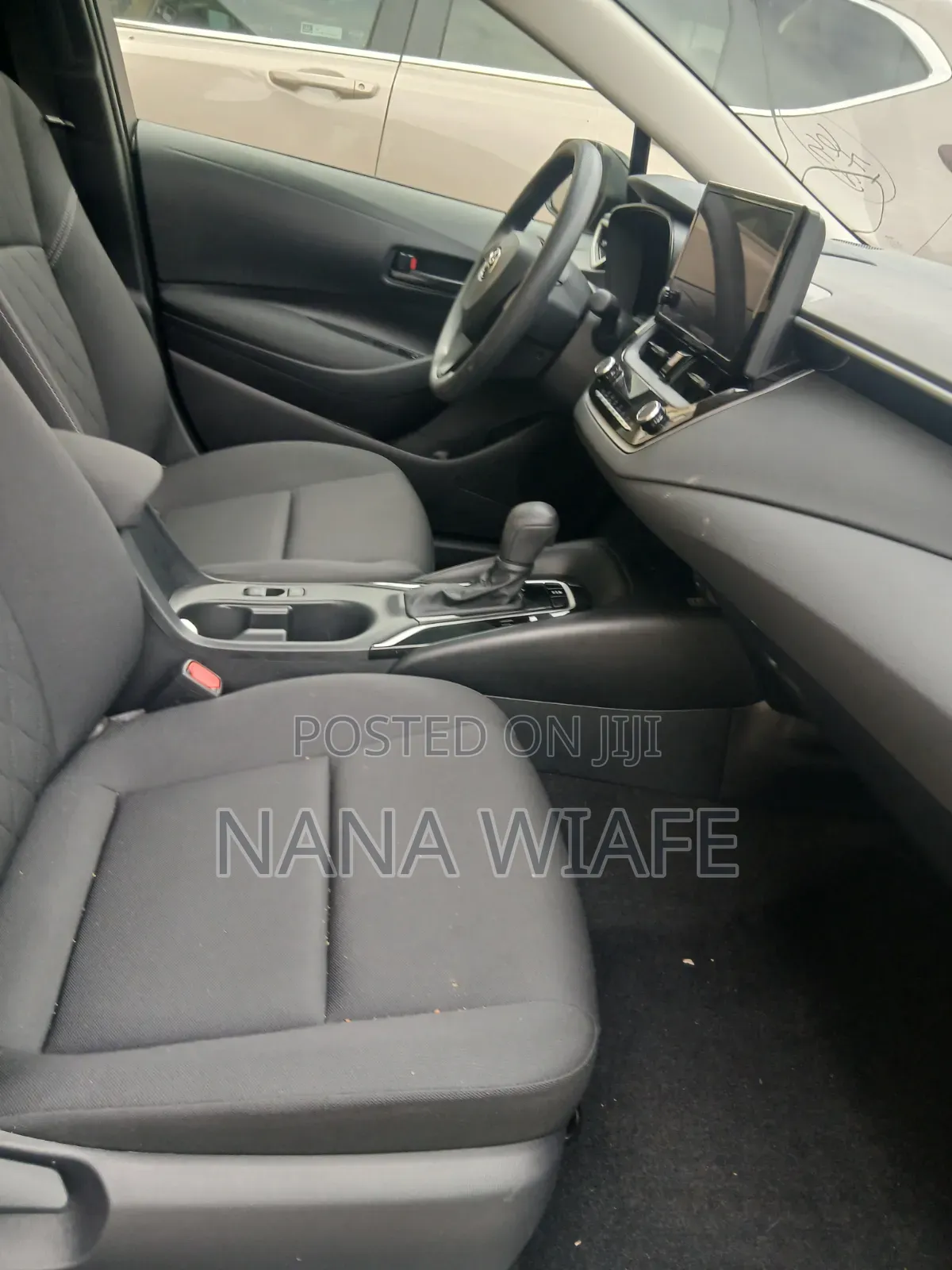 Toyota Corolla LE 2026 Black