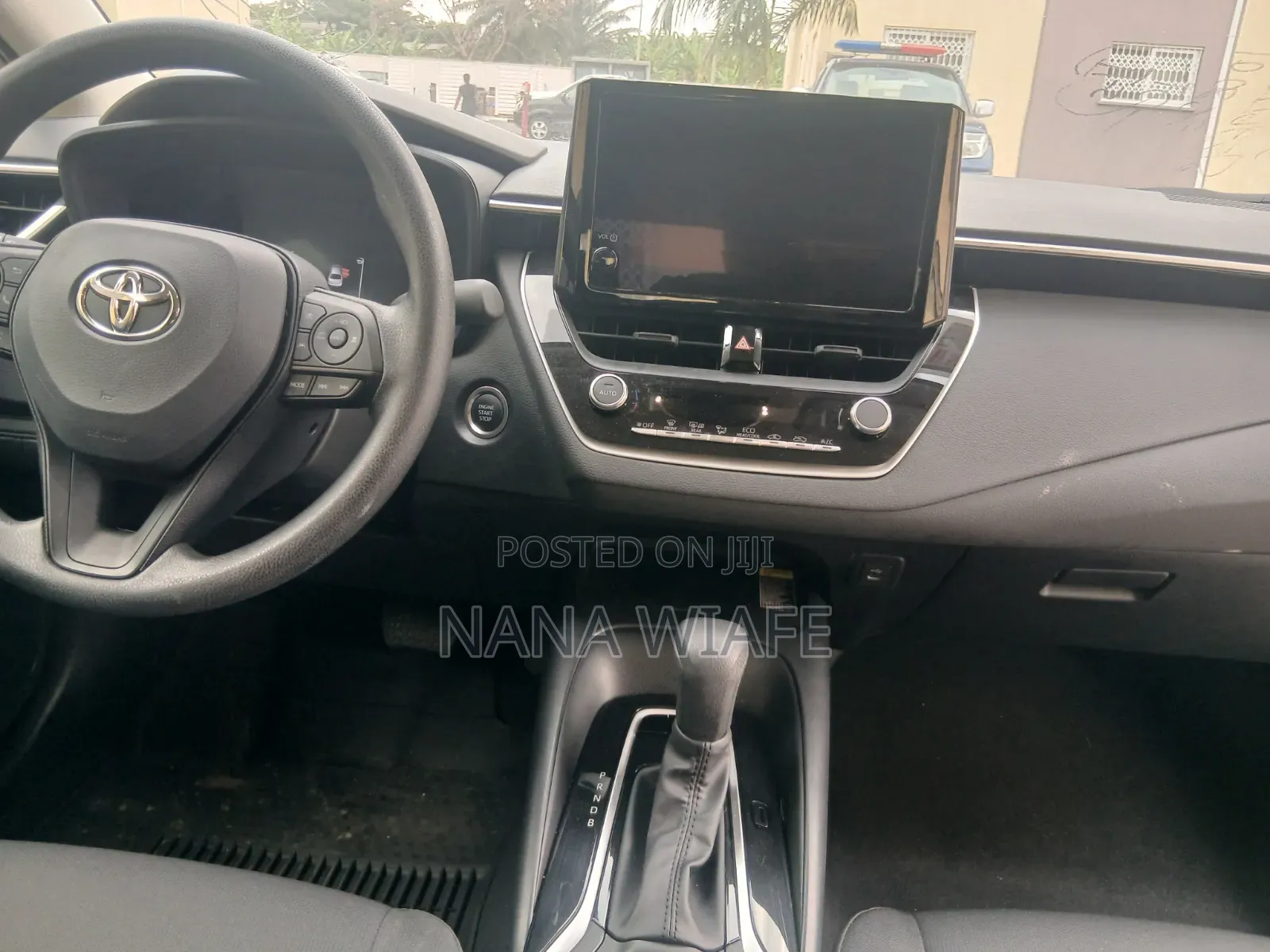 Toyota Corolla LE 2026 Black