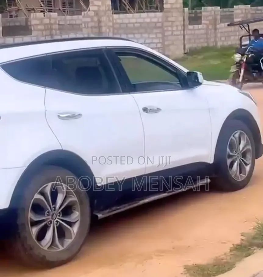 Hyundai Santa Fe 2018 White