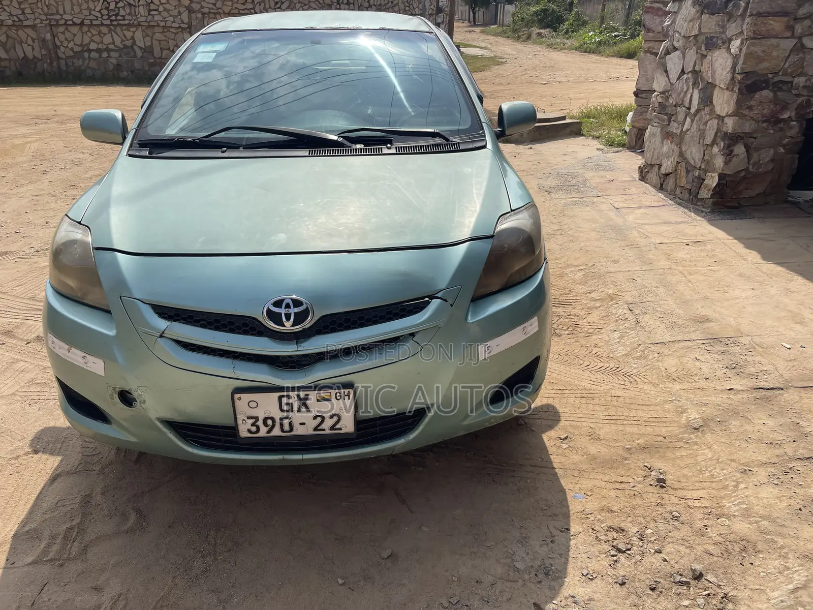 Toyota Belta 2010 Blue