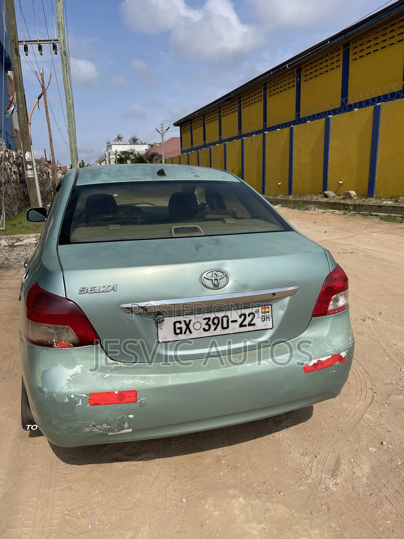 Toyota Belta 2010 Blue