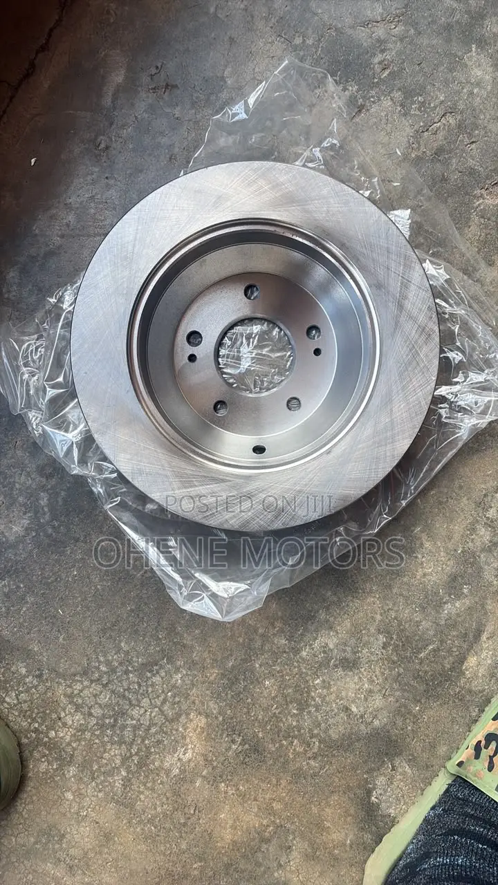 Hyundai Santafe 2018 Back Disc Available