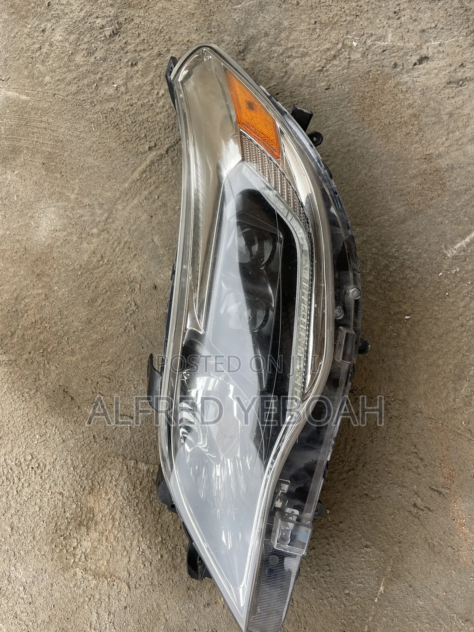 Toyota Avalon 2018-2020 Headlight