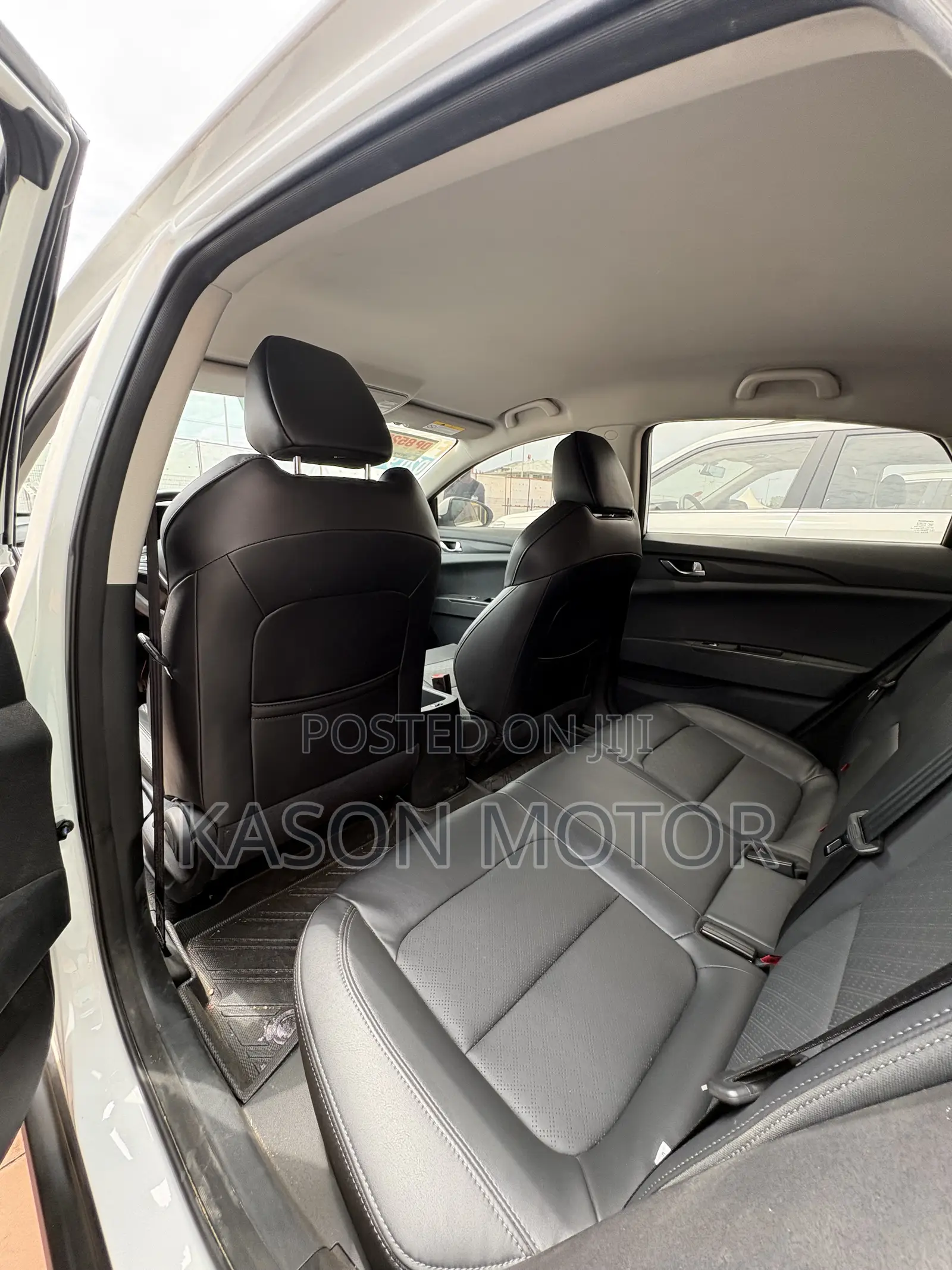 Changan Eado EV Sedan 2022 White