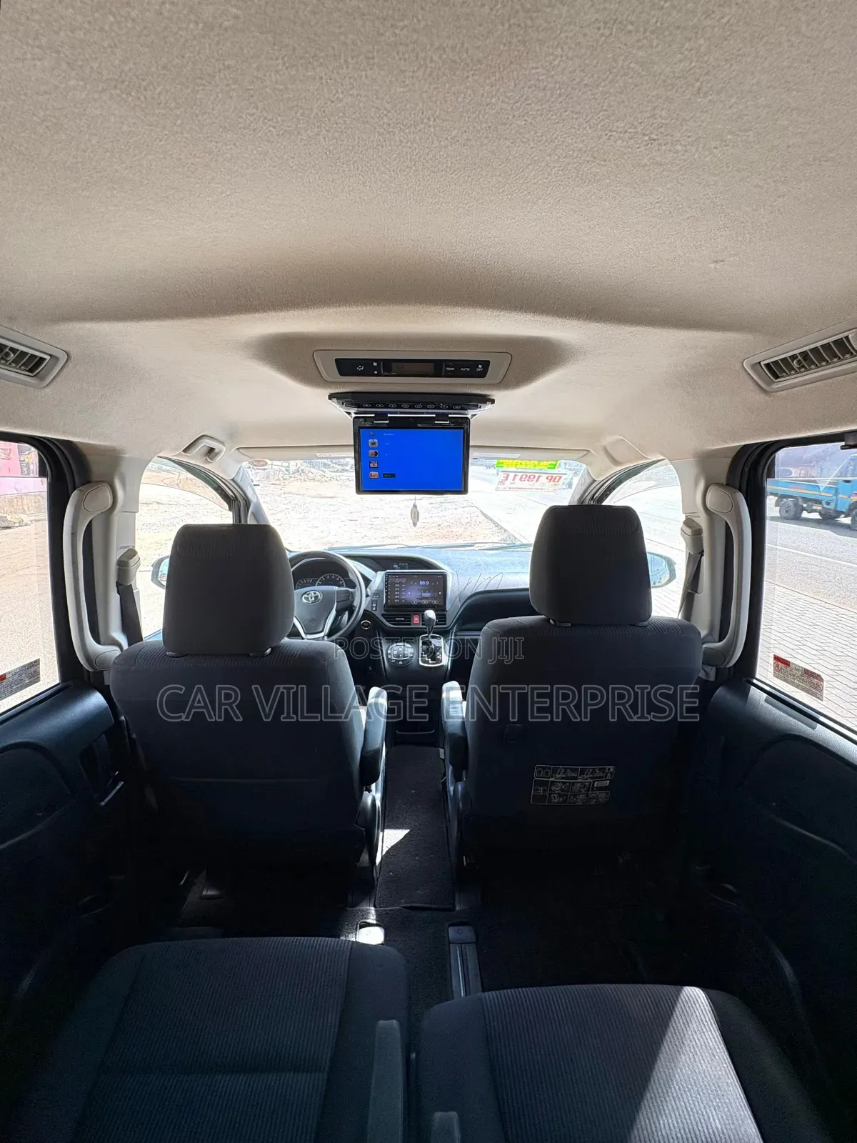 Toyota Voxy 2015 Black