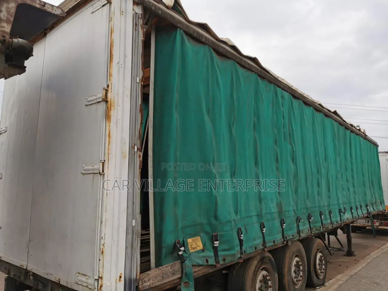 Three Axle Trailer