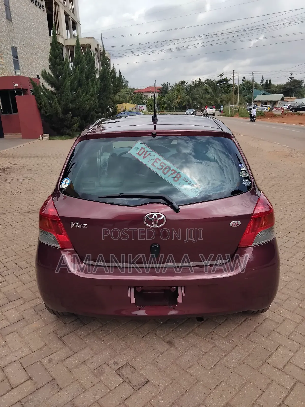 Toyota Vitz 2010 Brown