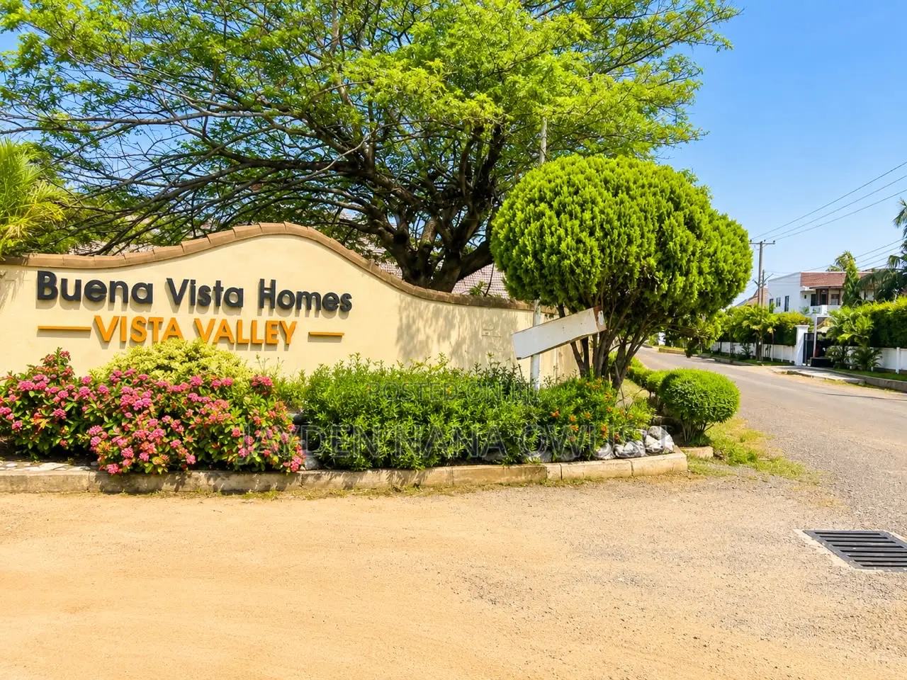 3bdrm House in Buena Vista Homes, Sakumono for rent