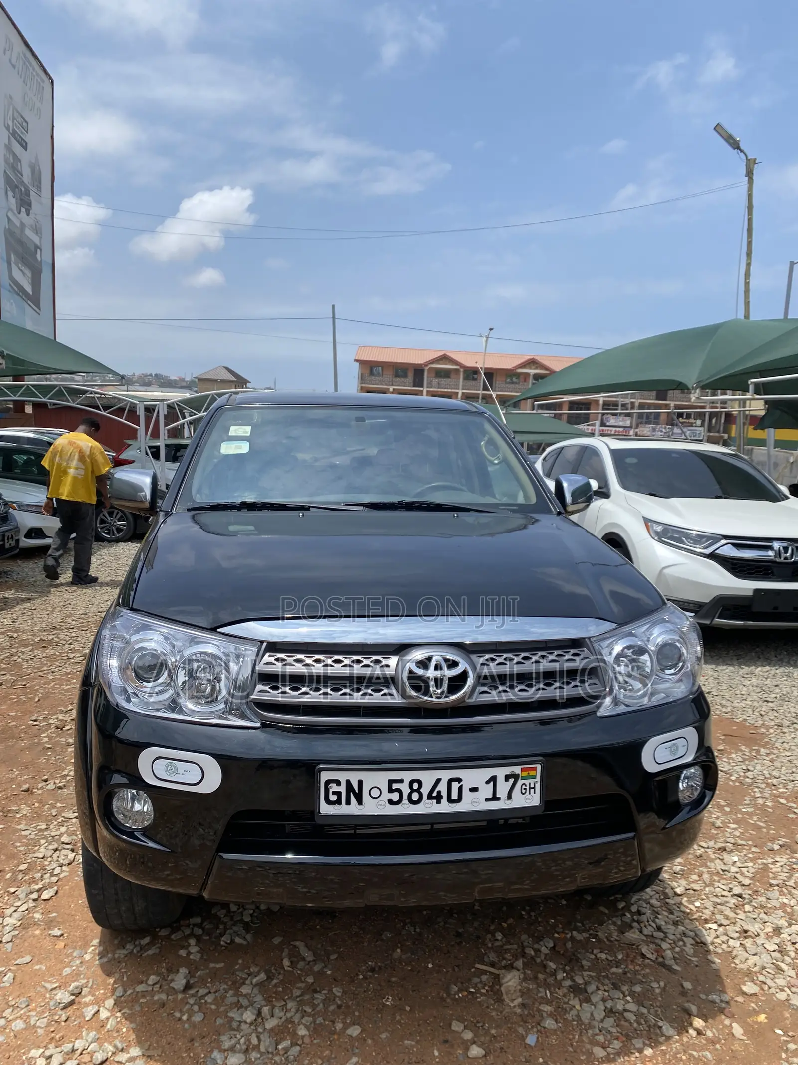 Toyota Fortuner 2.5 D AWD 2010 Black