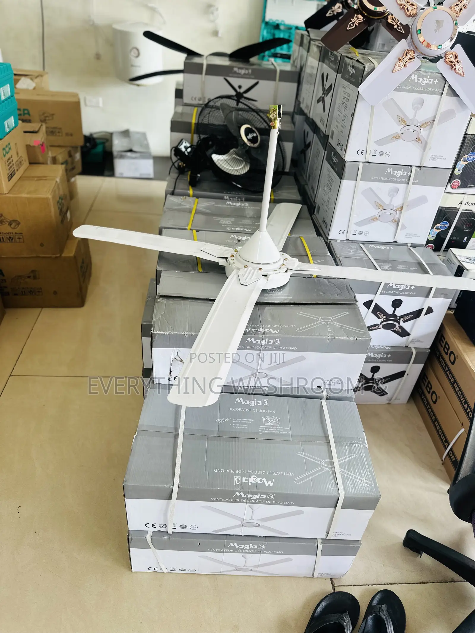 Magia Decorative Ceiling Fan – 4-Blade Silent Motor Model