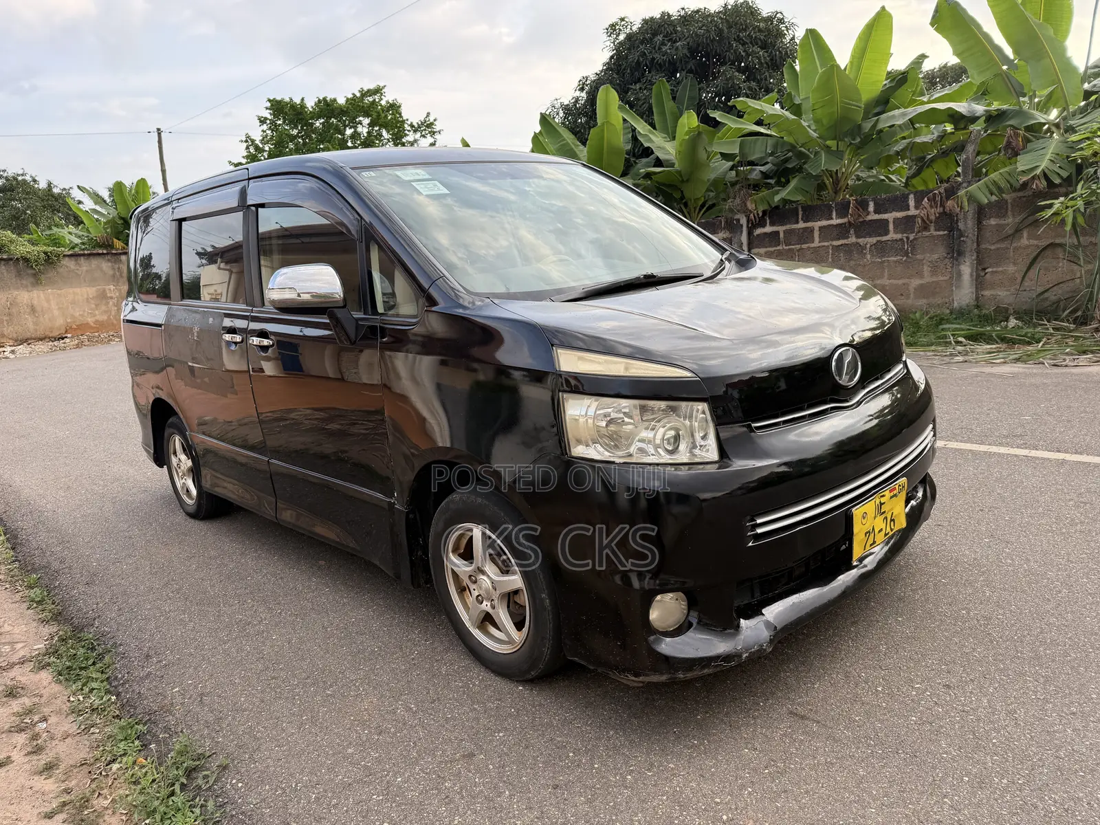 Toyota Voxy 2013 Black