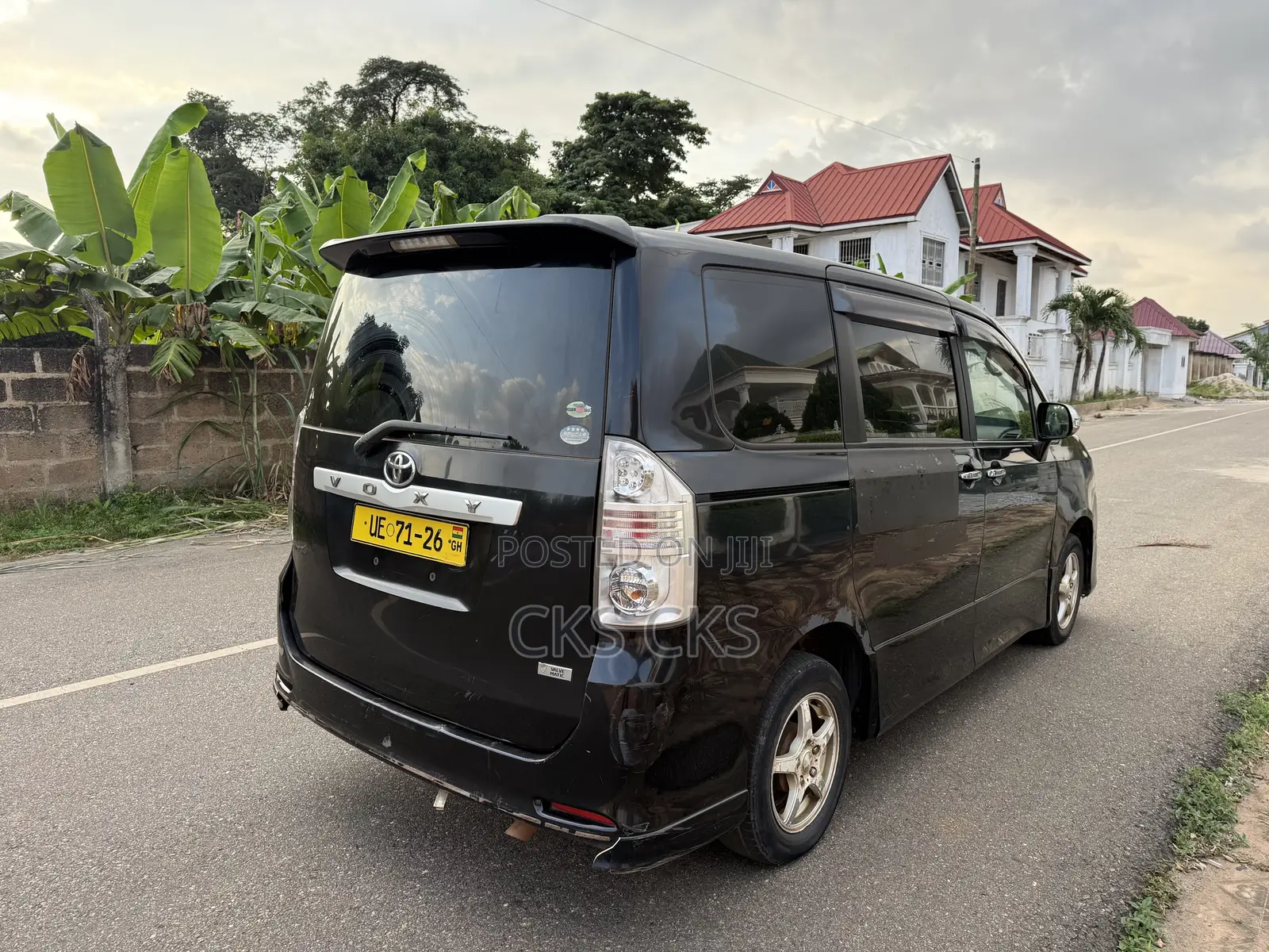 Toyota Voxy 2013 Black