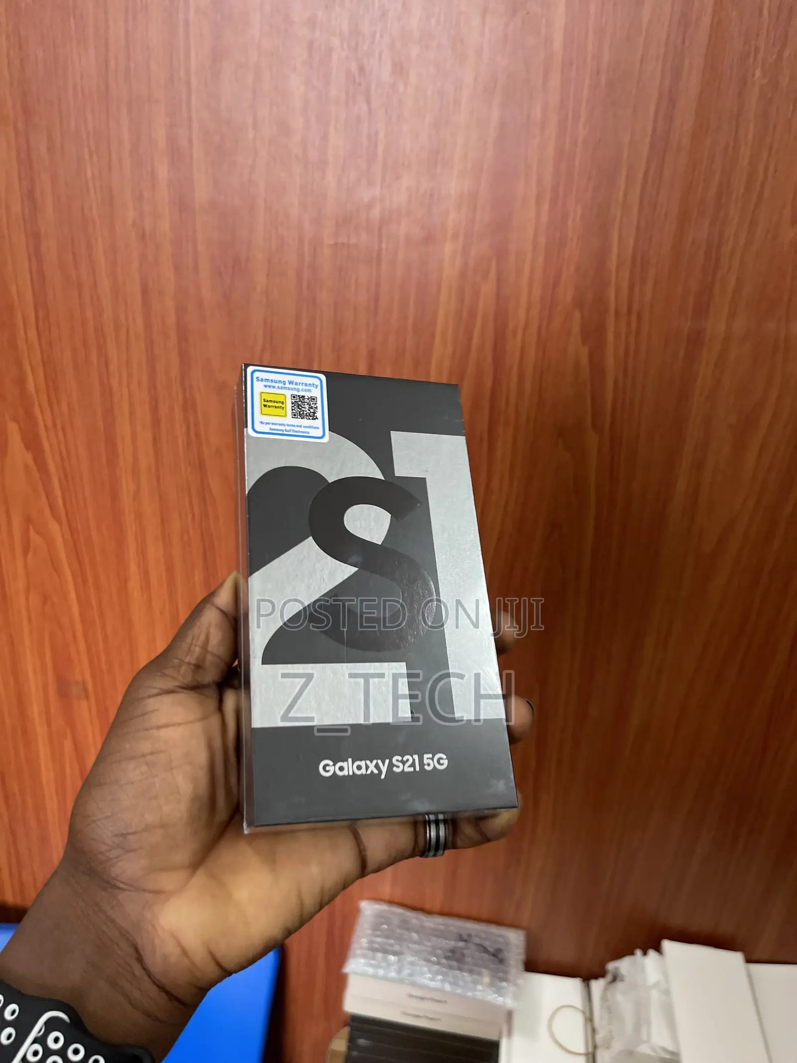 New Samsung Galaxy S21 5G 128 GB Black