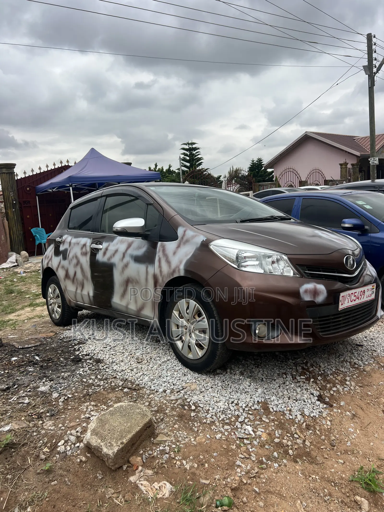 Toyota Vitz 1.3 AWD 5dr 2013 Brown