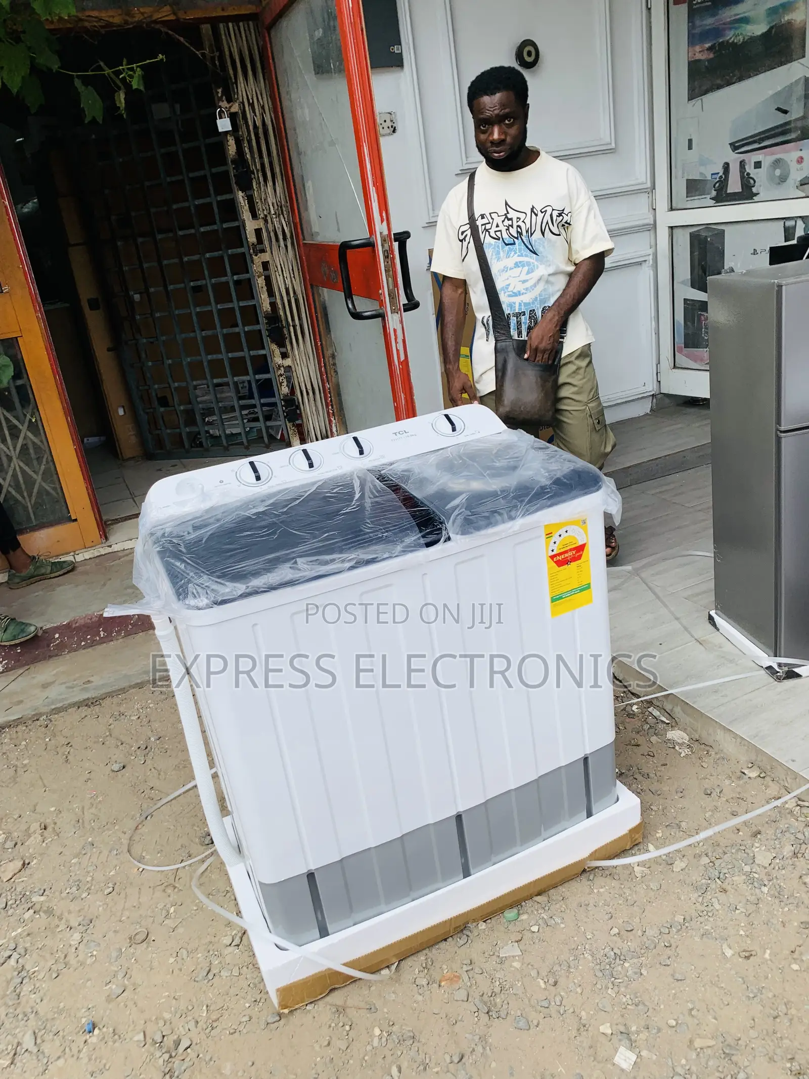 Lovely New TCL 10.5KG Twin Tub (Semi-AutomaticWashing Machine (F211TT)