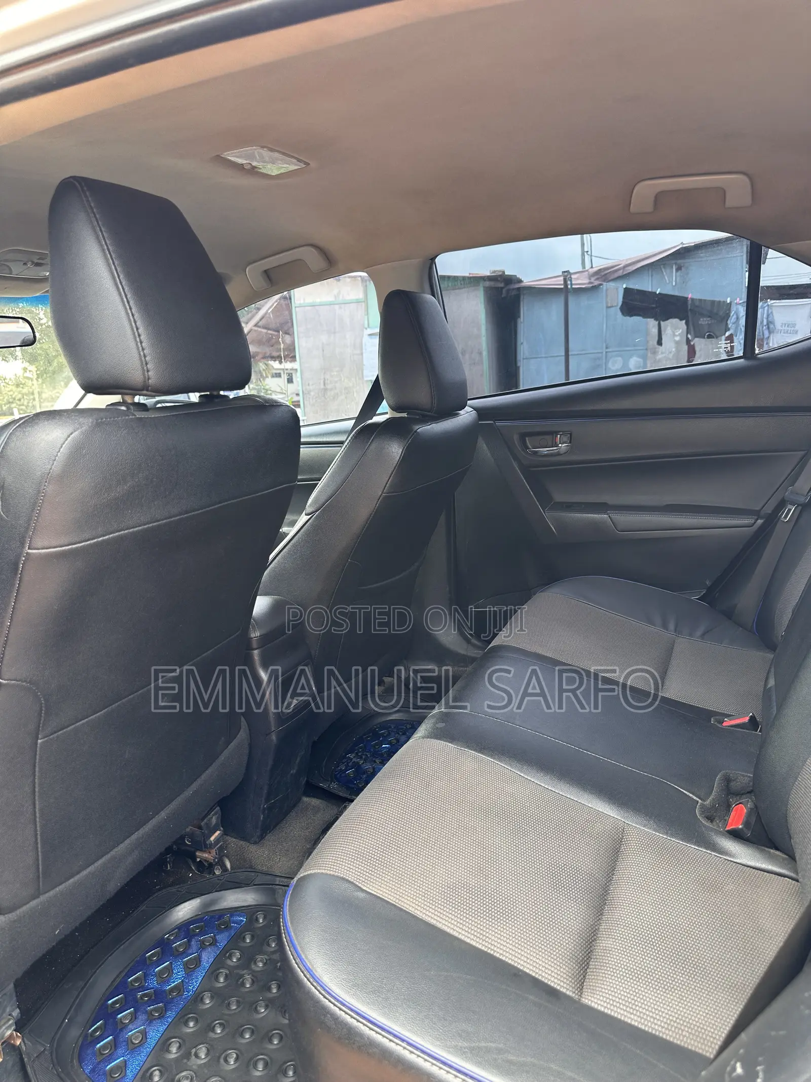 Toyota Corolla LE (1.8L 4cyl 2A) 2019 Silver