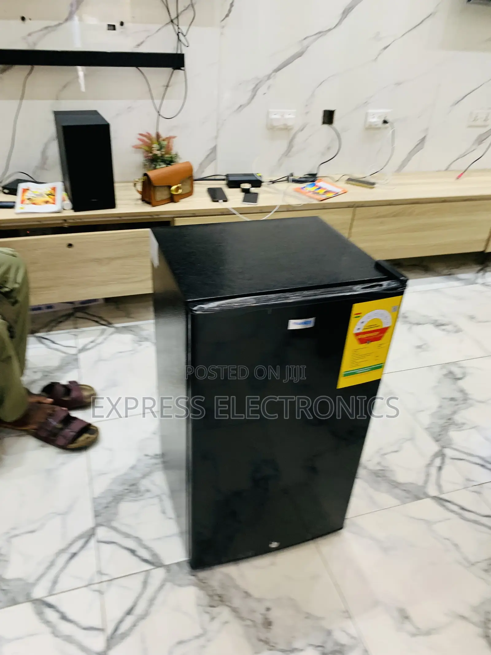 Ultra Modern Nasco 80 LTRS Table Top Fridge (NASF1-10S)