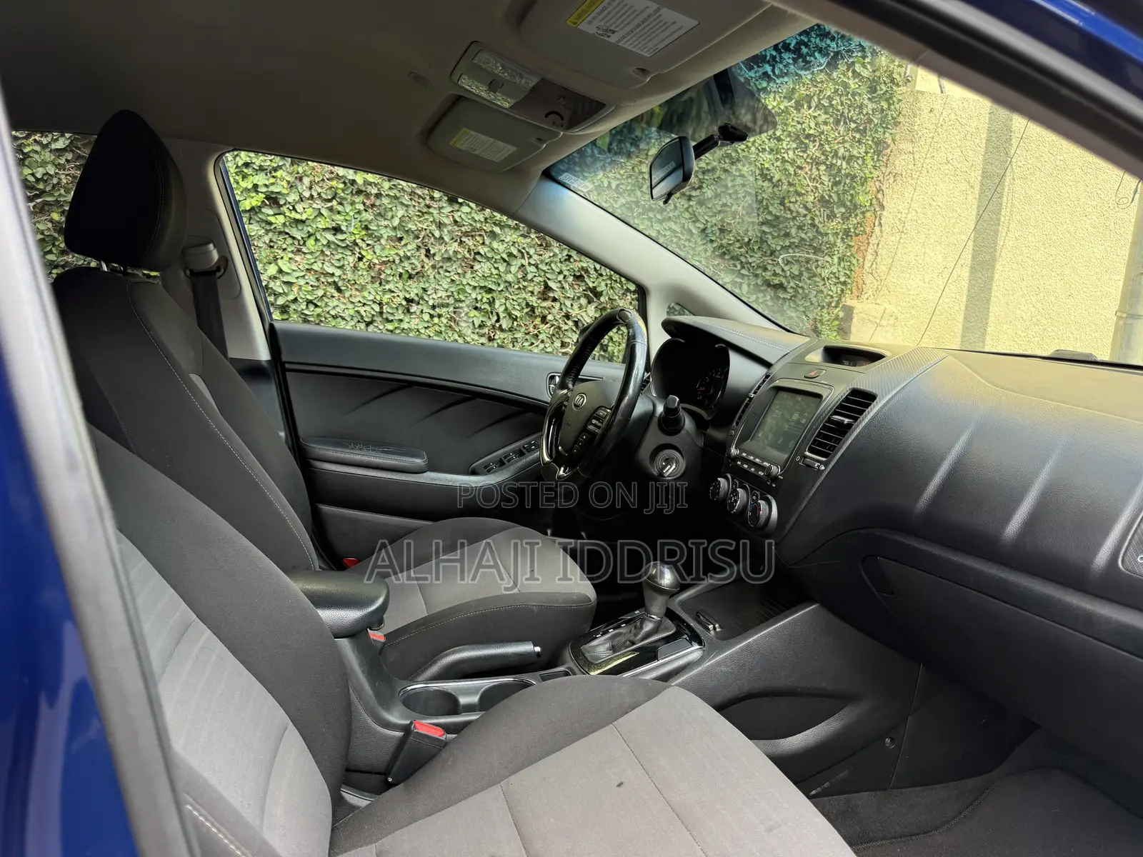 Kia Forte LX Hatchback 2018 Blue
