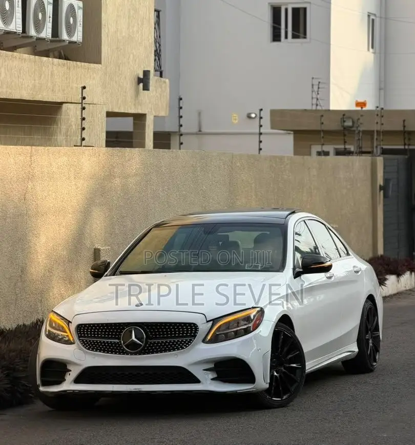 Mercedes-Benz C300 2019 White