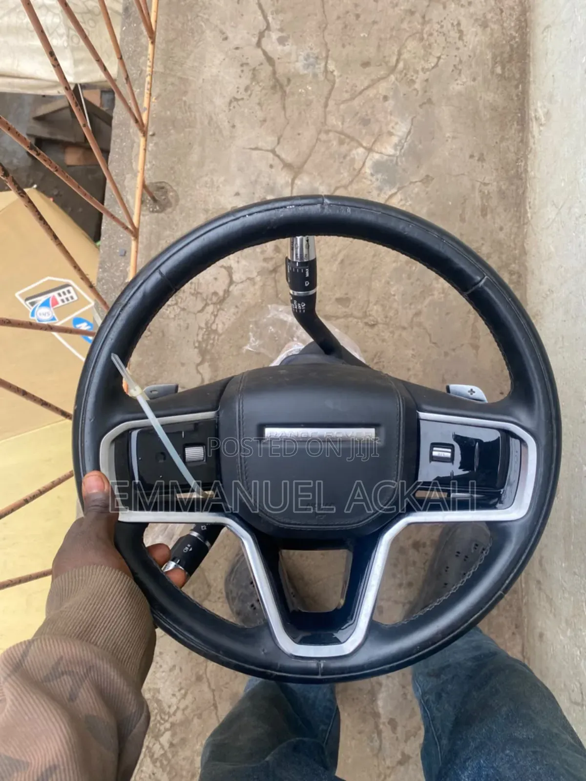 Brandnew and Homeuse Steering Wheel for All Cars and Dashboards