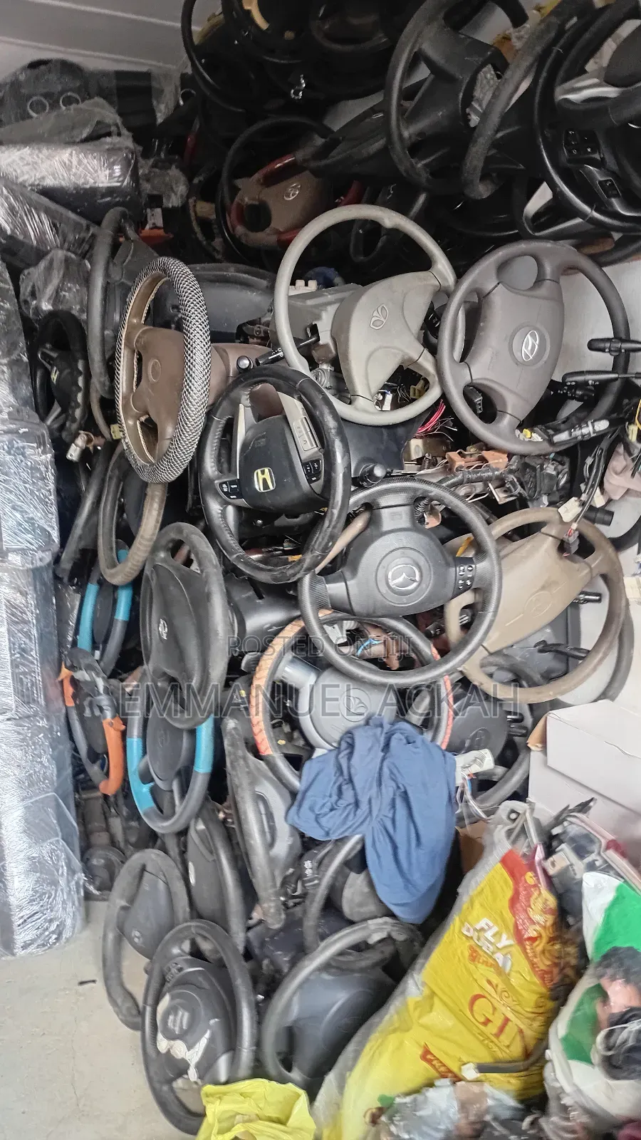 Brandnew and Homeuse Steering Wheel for All Cars and Dashboards